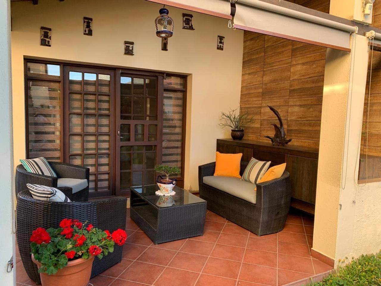 Apartamento Con Jardin Cochabamba Dış mekan fotoğraf